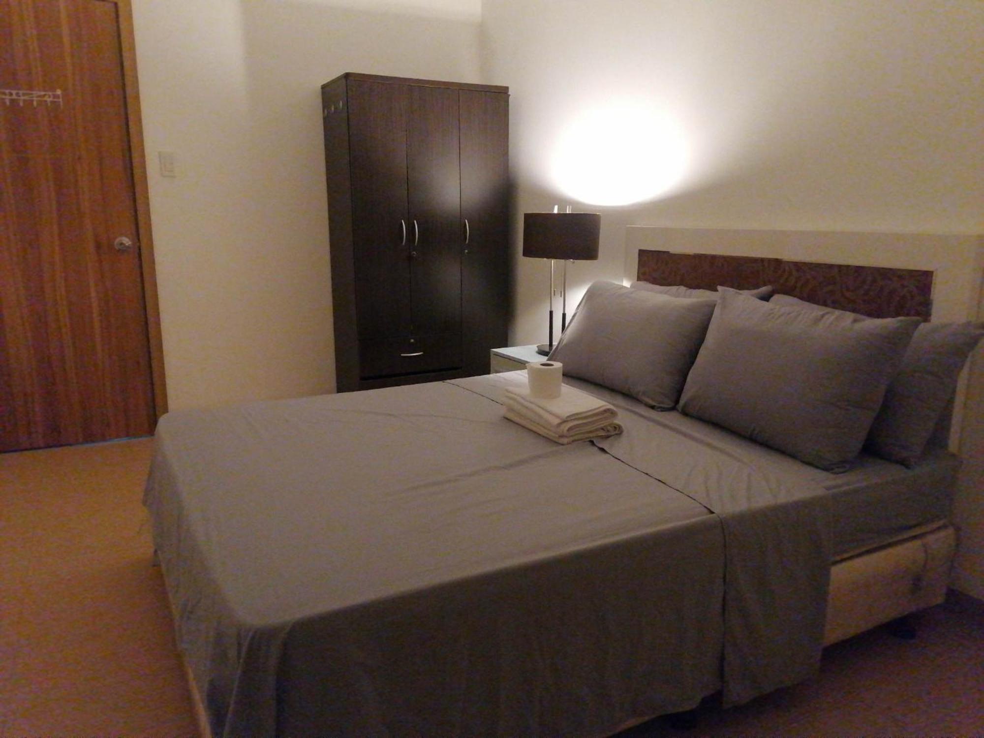Roxas Blvd Stunning Studio Condo Near Us Embassy Manilla Buitenkant foto