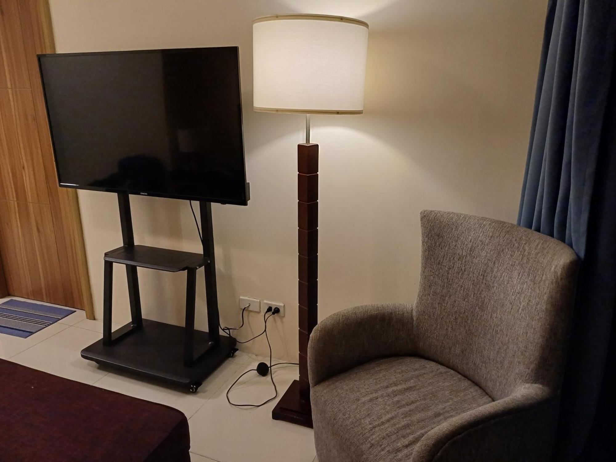 Roxas Blvd Stunning Studio Condo Near Us Embassy Manilla Buitenkant foto