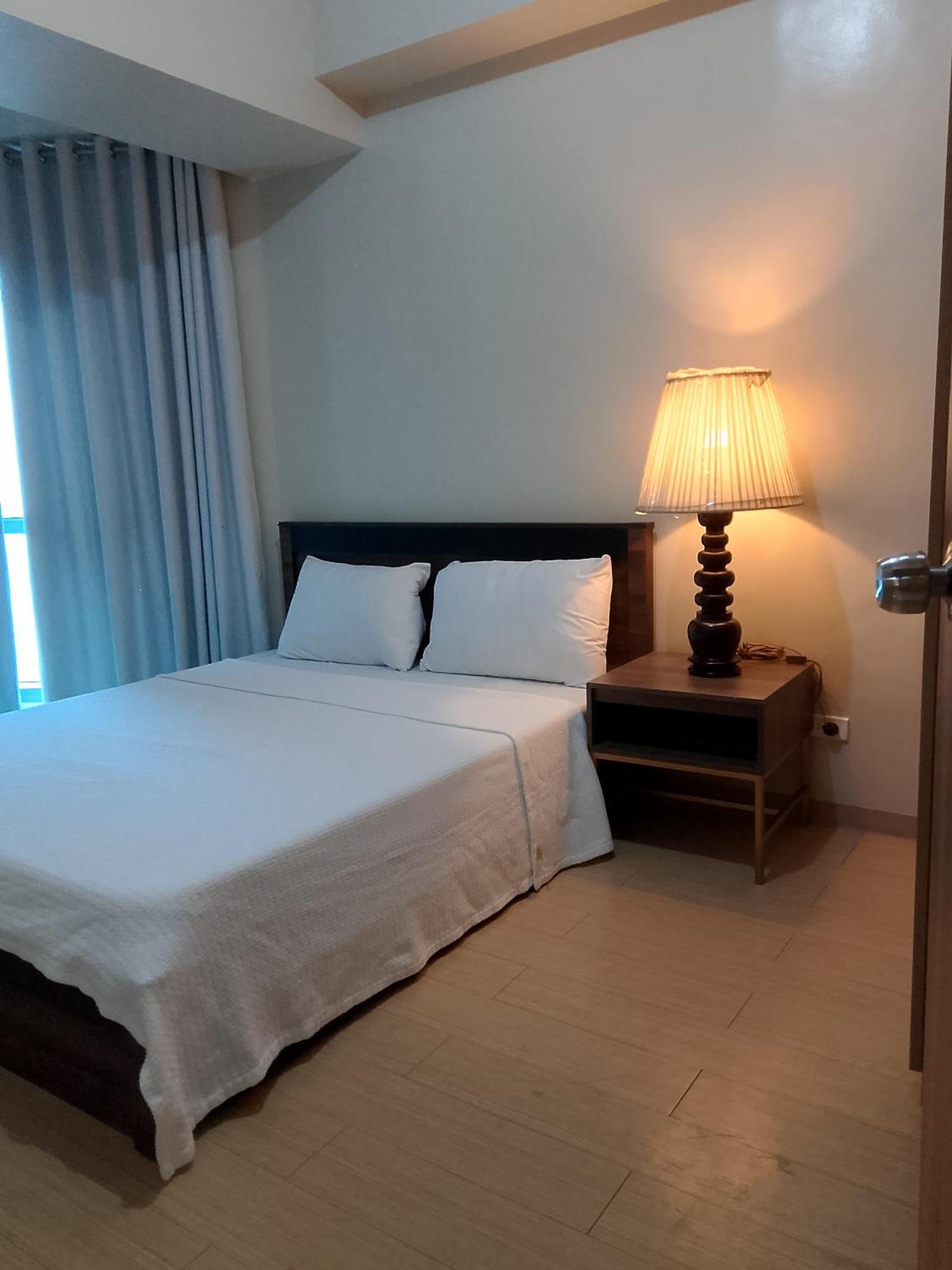 Roxas Blvd Stunning Studio Condo Near Us Embassy Manilla Buitenkant foto